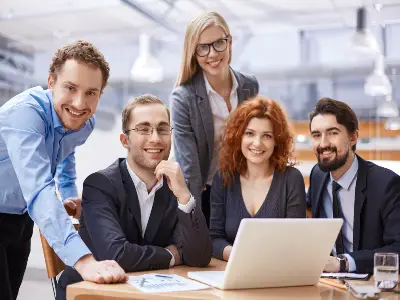 Equipe Imóveis Cardoso — corretores Dom Parque Barueri